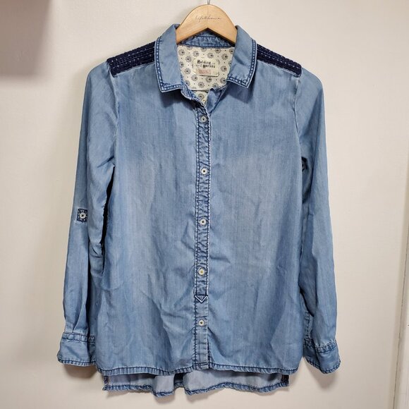 ANTHROPOLOGIE Holding Horses Dakota Chambray Top Shirt Embroidered Western Small - Picture 2 of 11